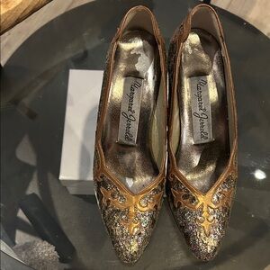 Sparkling Gold Sparkling Heels Victorian